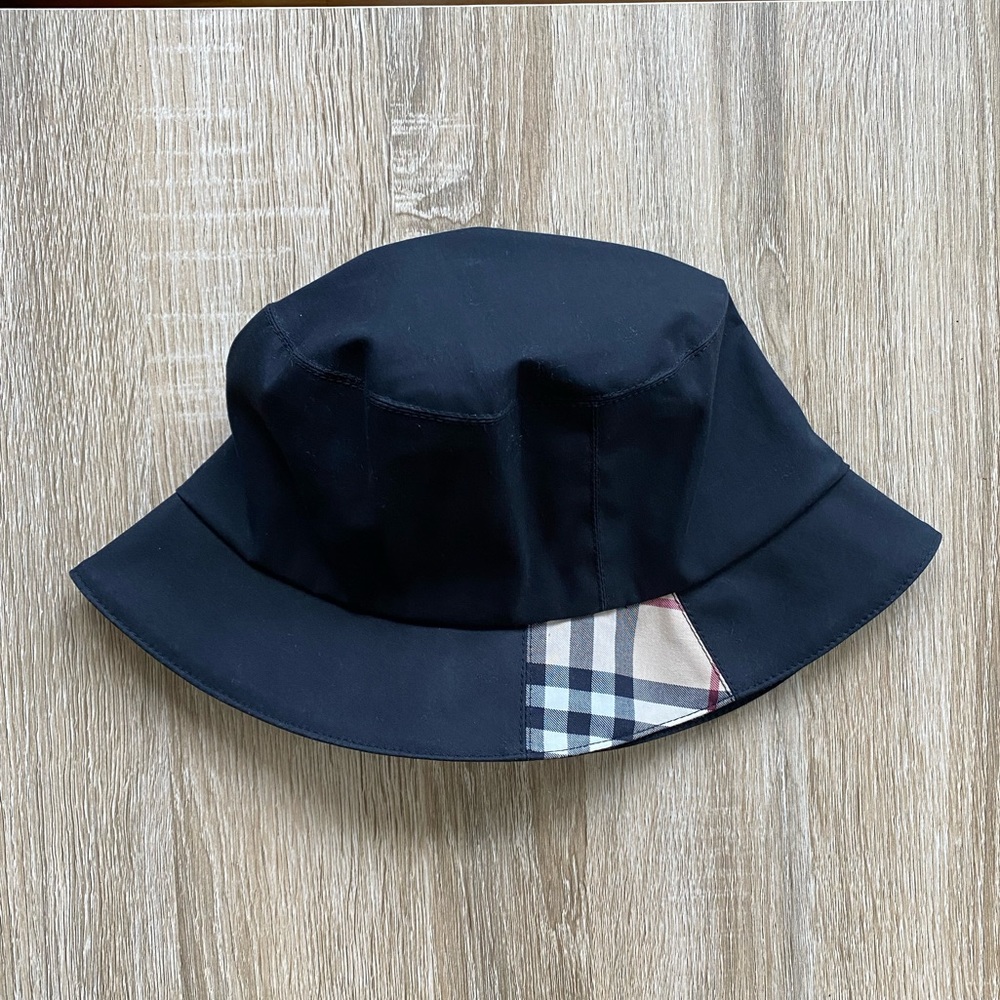 Burberry Black Bucket Hat